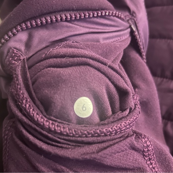 Lululemon First Mile Jacket - Picture 3 of 3